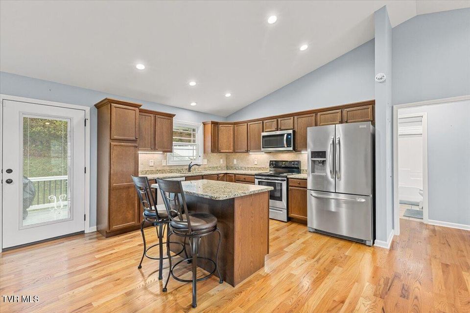 Photo #12: 124 Grove Drive