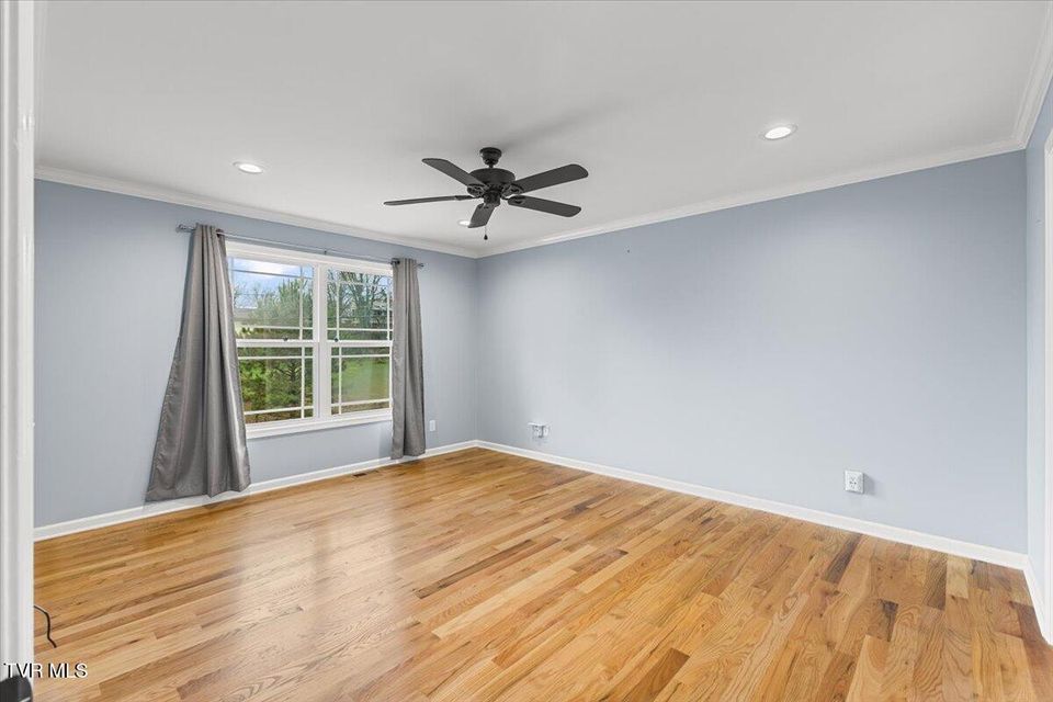 Photo #16: 124 Grove Drive