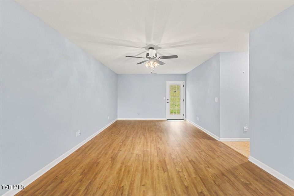 Photo #29: 124 Grove Drive