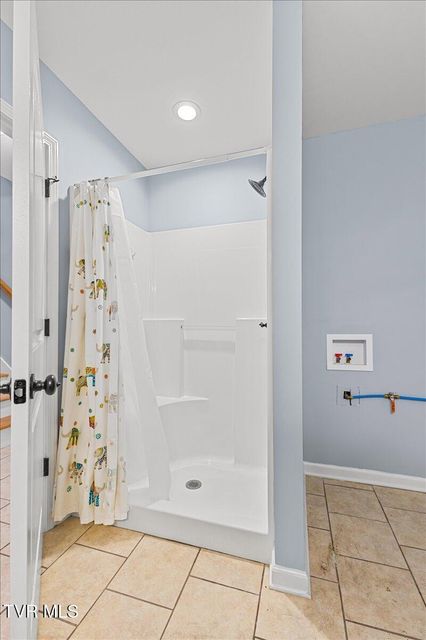 Photo #32: 124 Grove Drive