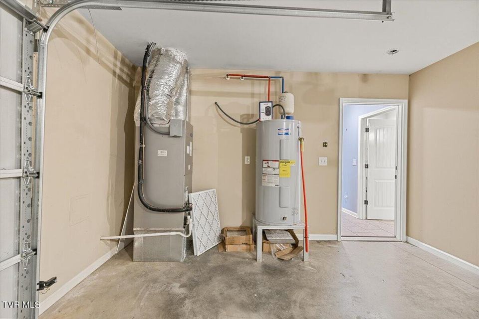 Photo #36: 124 Grove Drive