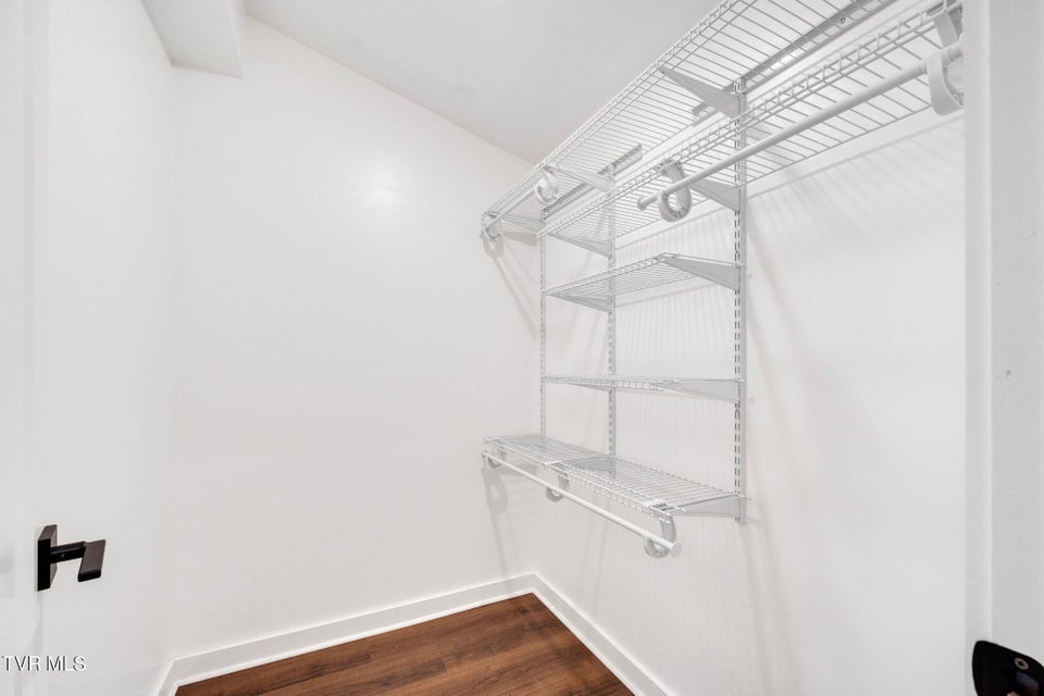 Photo #24: 2911 Walnut Street