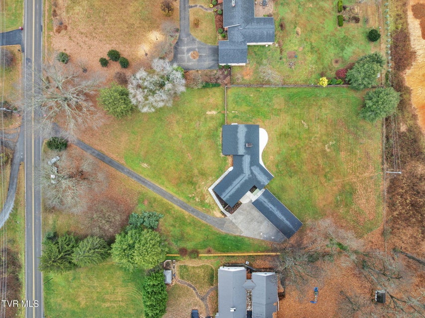 Photo #36: 2911 Walnut Street