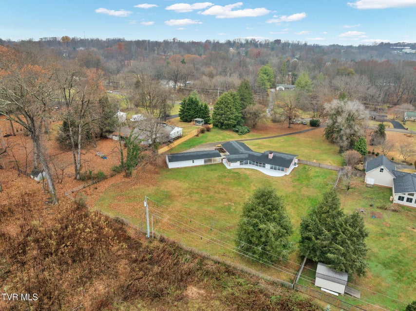 Photo #37: 2911 Walnut Street