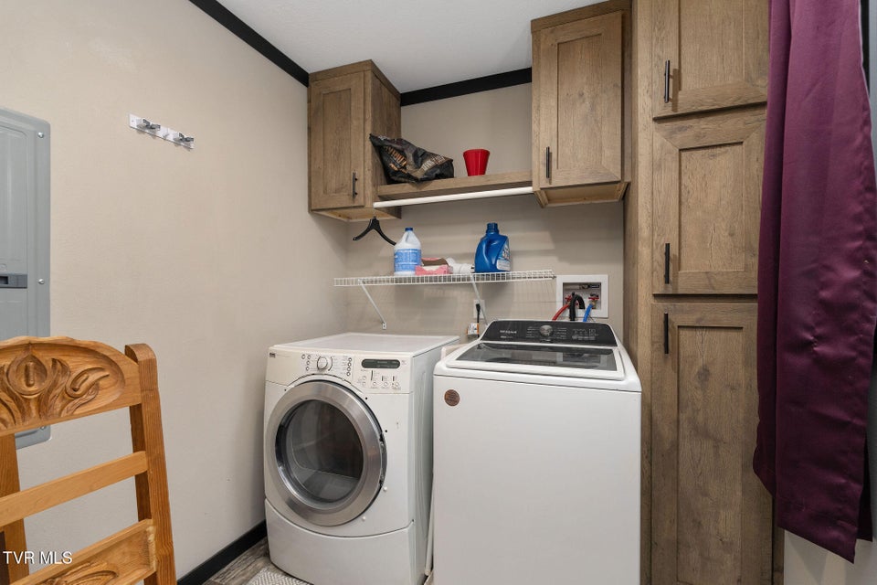 Photo #39: 1530 Westwood Road