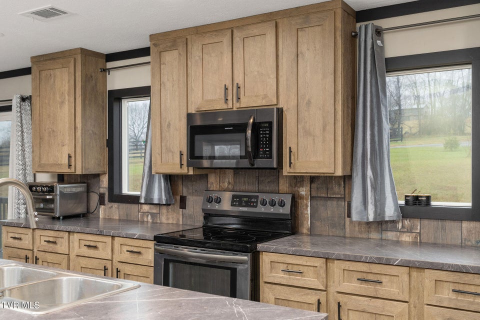 Photo #21: 1530 Westwood Road