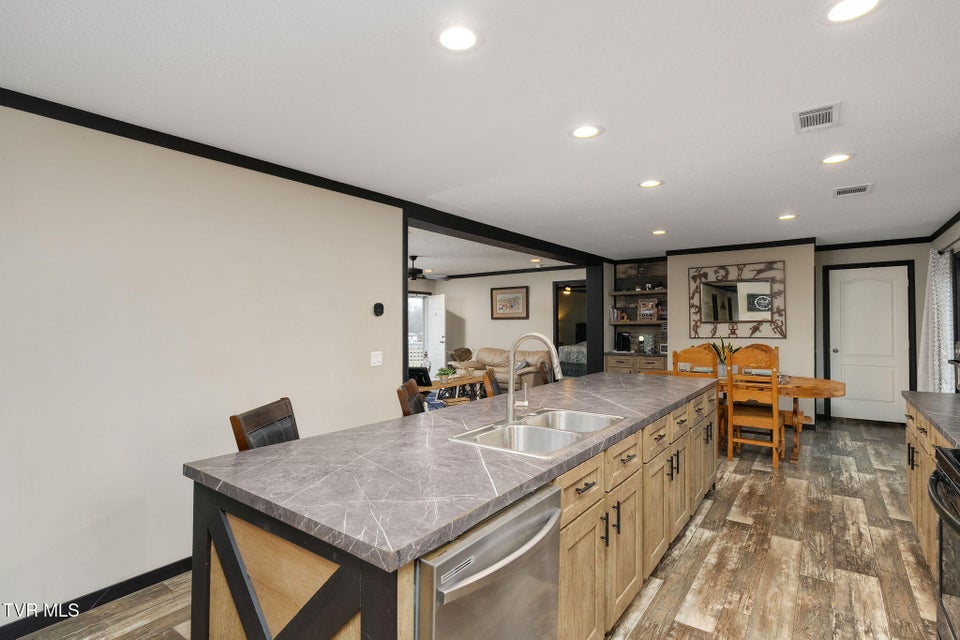 Photo #23: 1530 Westwood Road