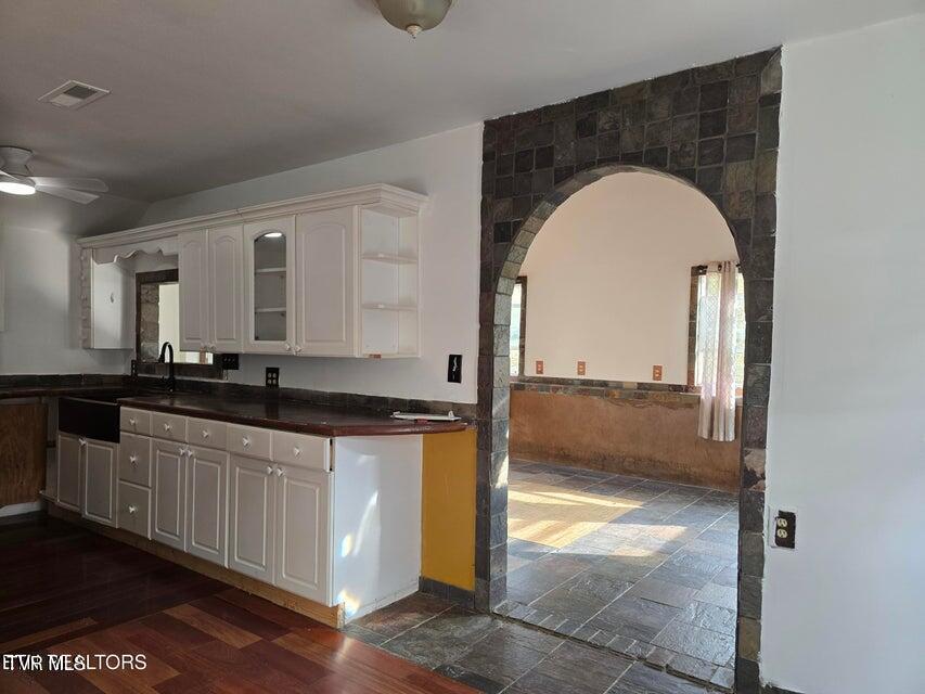 Photo #17: 197 Wolfe Road