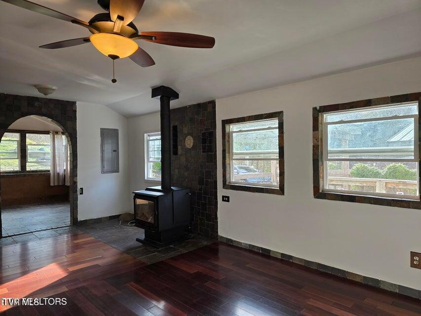 Photo #18: 197 Wolfe Road