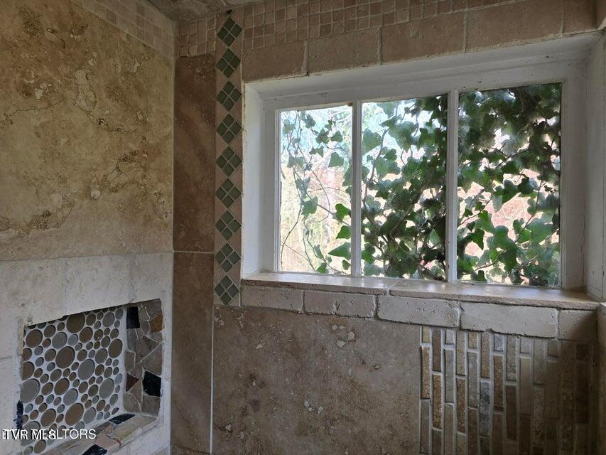 Photo #26: 197 Wolfe Road