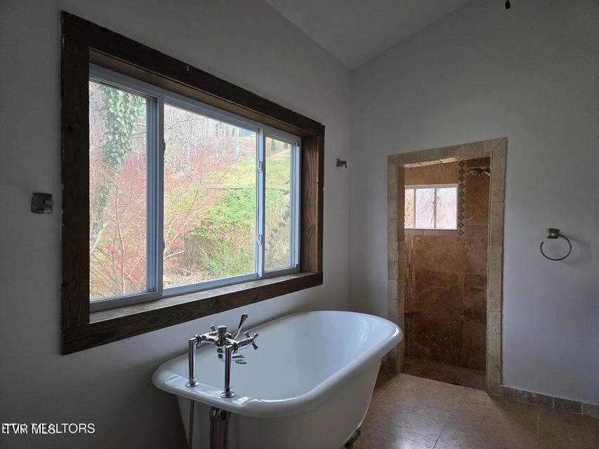 Photo #27: 197 Wolfe Road