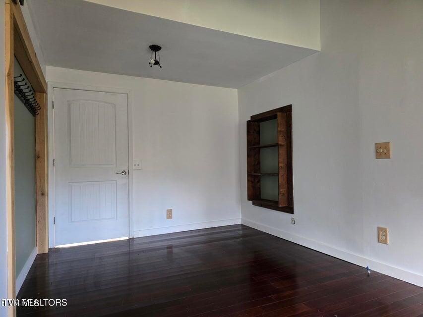 Photo #28: 197 Wolfe Road