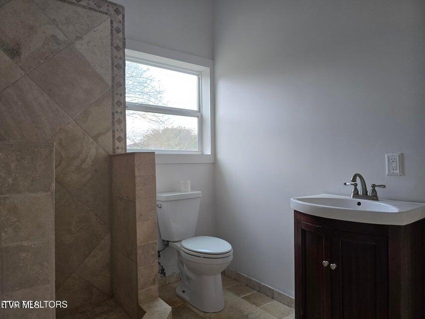 Photo #31: 197 Wolfe Road