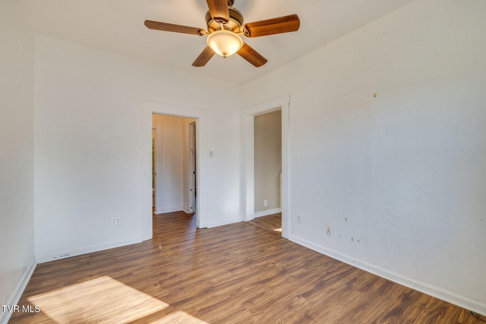 Photo #9: 205 Okolona Drive