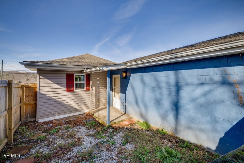 Photo #26: 205 Okolona Drive