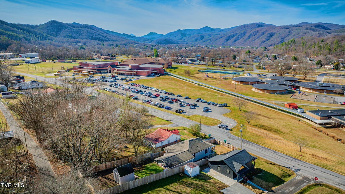 Photo #33: 205 Okolona Drive