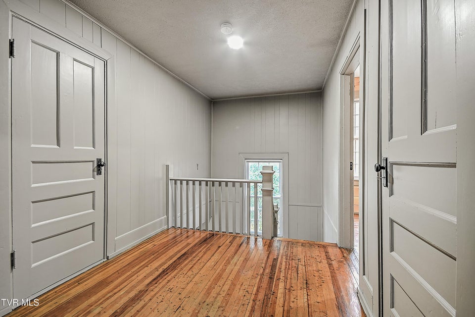 Photo #25: 308 Main Street