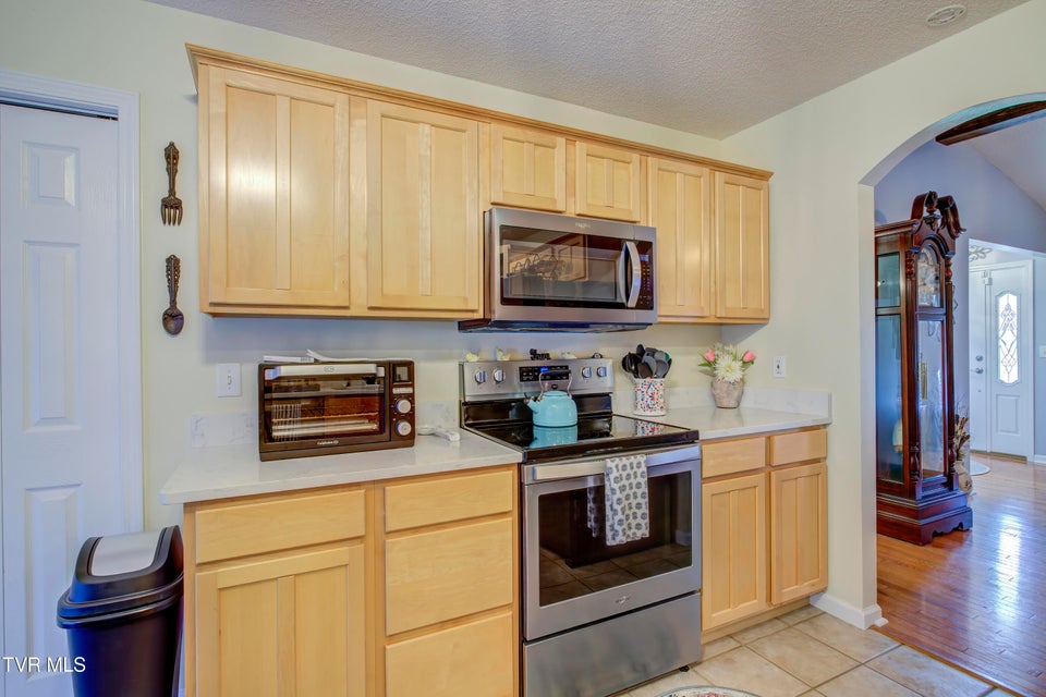 Photo #10: 128 Alfalfa Lane