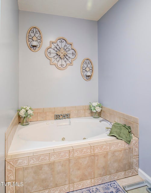 Photo #18: 128 Alfalfa Lane