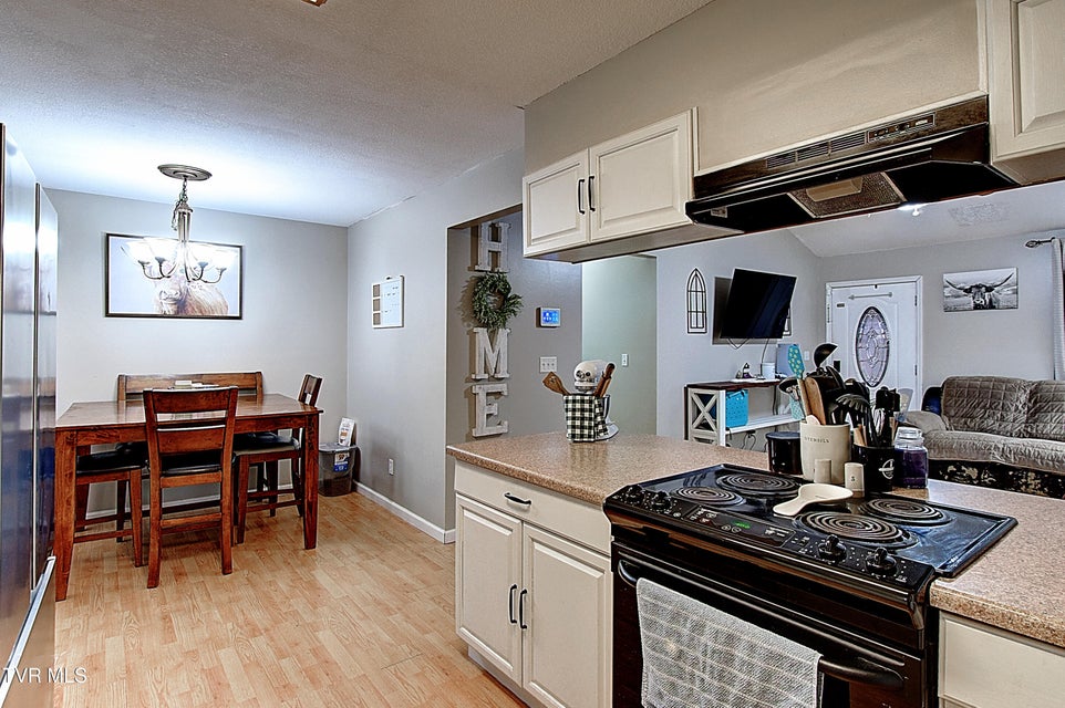 Photo #11: 507 Cedar Street