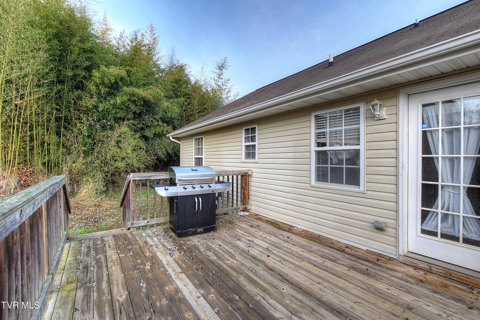 Photo #26: 507 Cedar Street