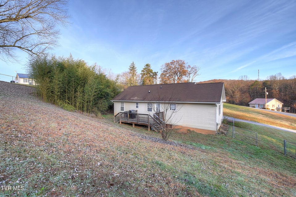 Photo #28: 507 Cedar Street