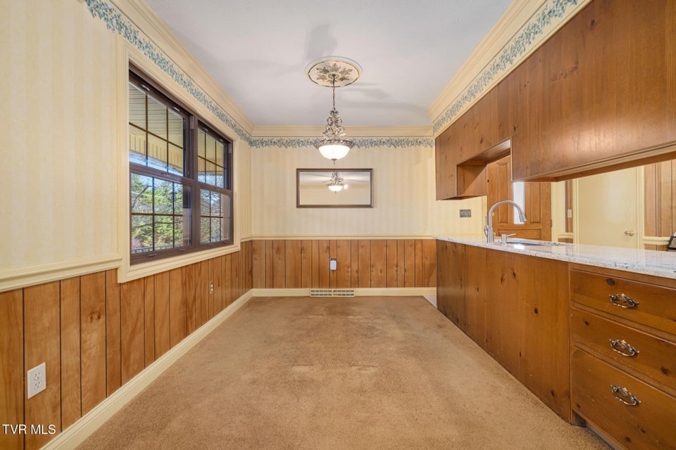 Photo #14: 536 Mayfield Avenue