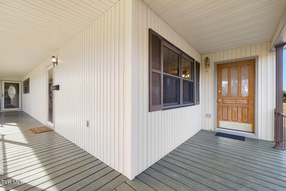 Photo #8: 536 Mayfield Avenue