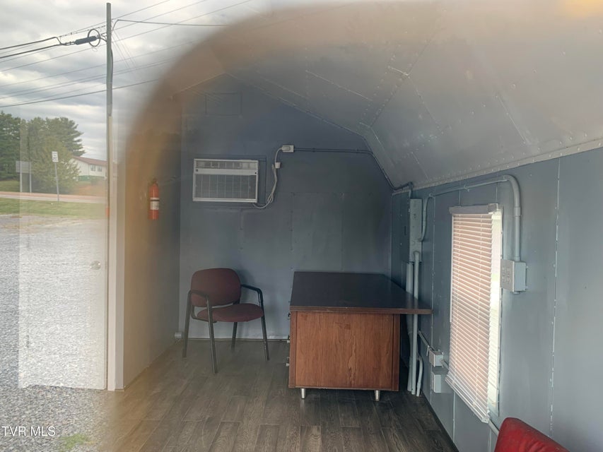 Photo #12: 4987 Bluff City Highway