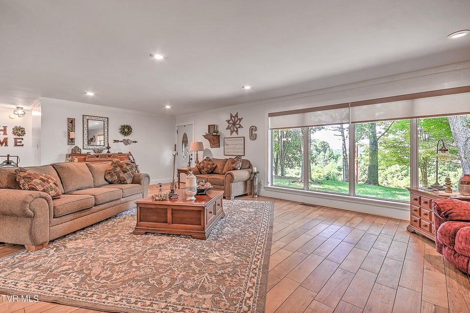 Photo #12: 3155 Erwin Highway