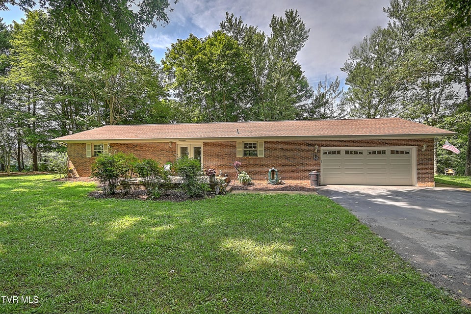 Photo #49: 3155 Erwin Highway