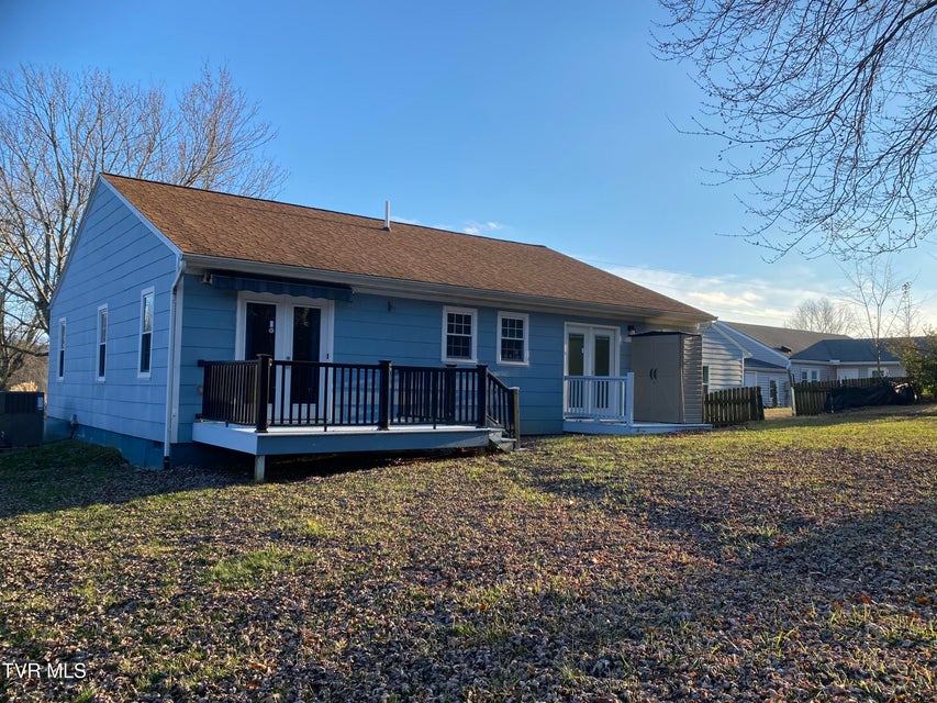 Photo #7: 427 Juniper Street