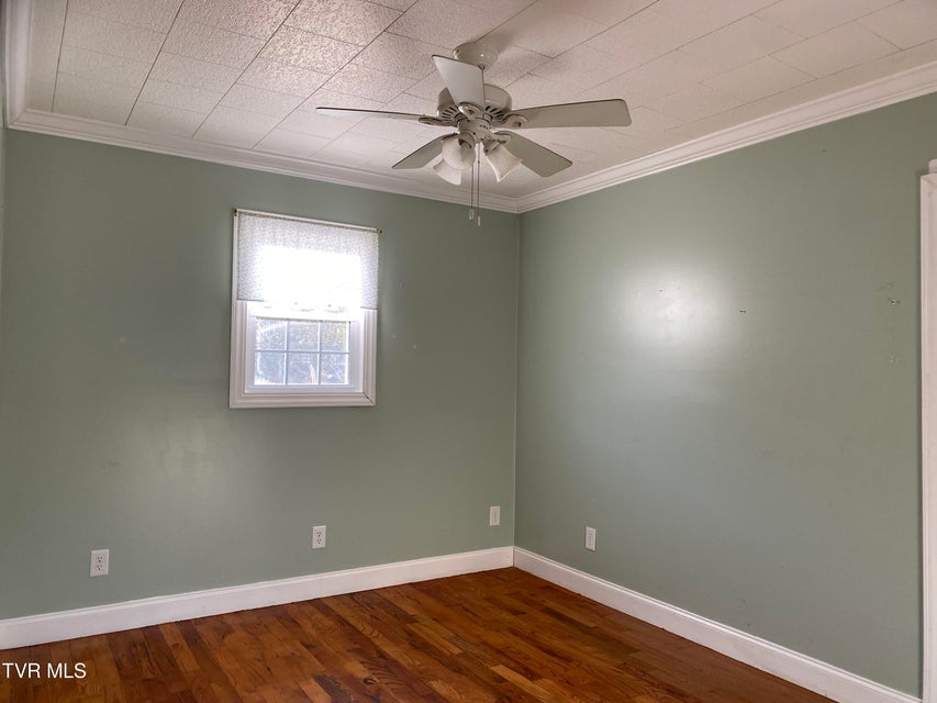 Photo #17: 427 Juniper Street