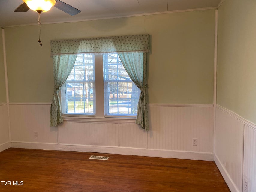 Photo #19: 427 Juniper Street