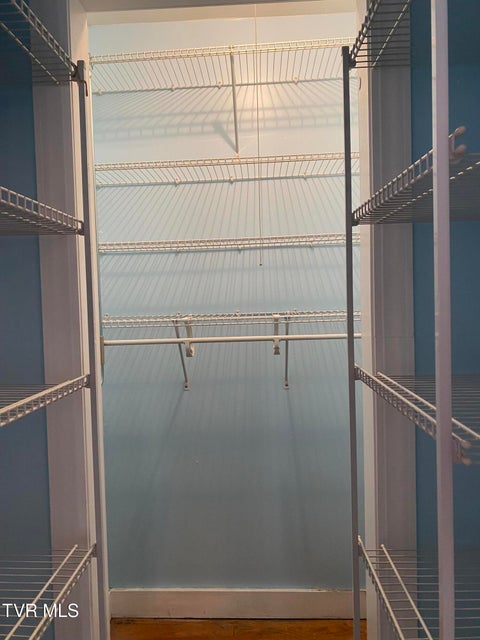 Photo #25: 427 Juniper Street