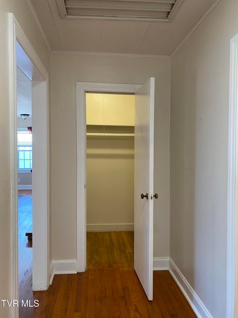 Photo #18: 427 Juniper Street