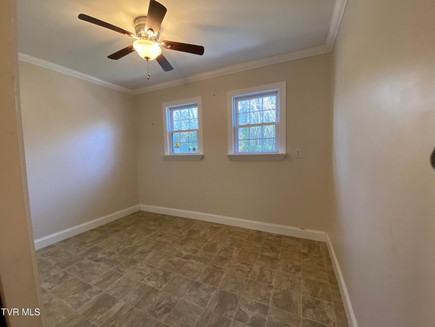 Photo #29: 427 Juniper Street