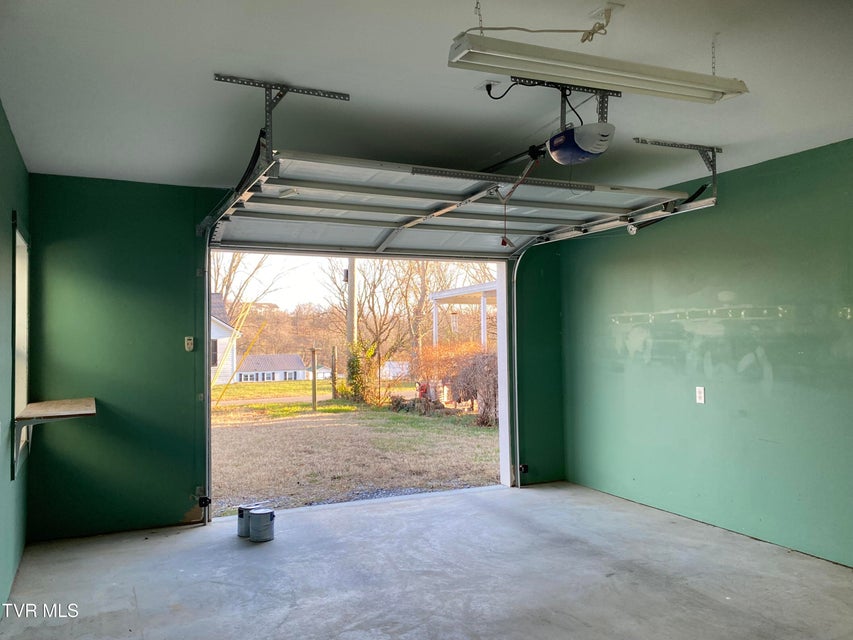 Photo #34: 427 Juniper Street