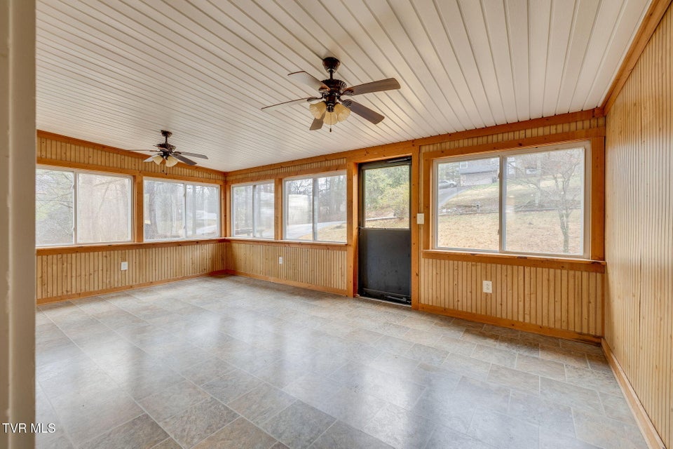 Photo #28: 126 Cottonwood Drive