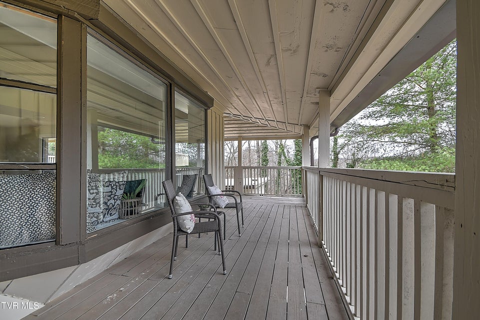 Photo #61: 331 Edgefield Road