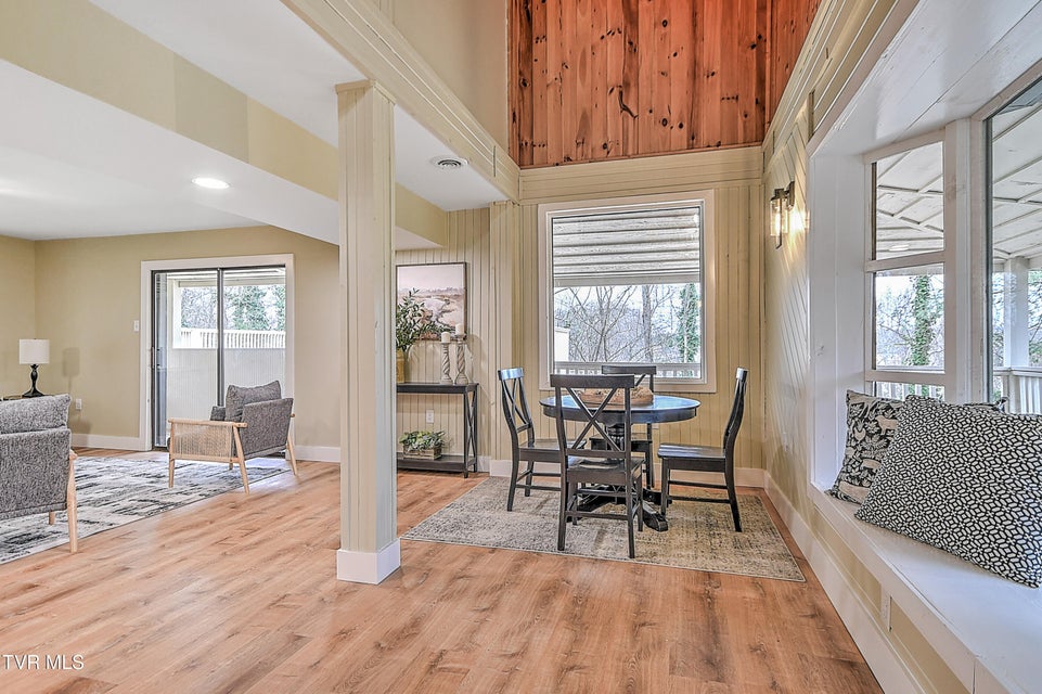 Photo #8: 331 Edgefield Road