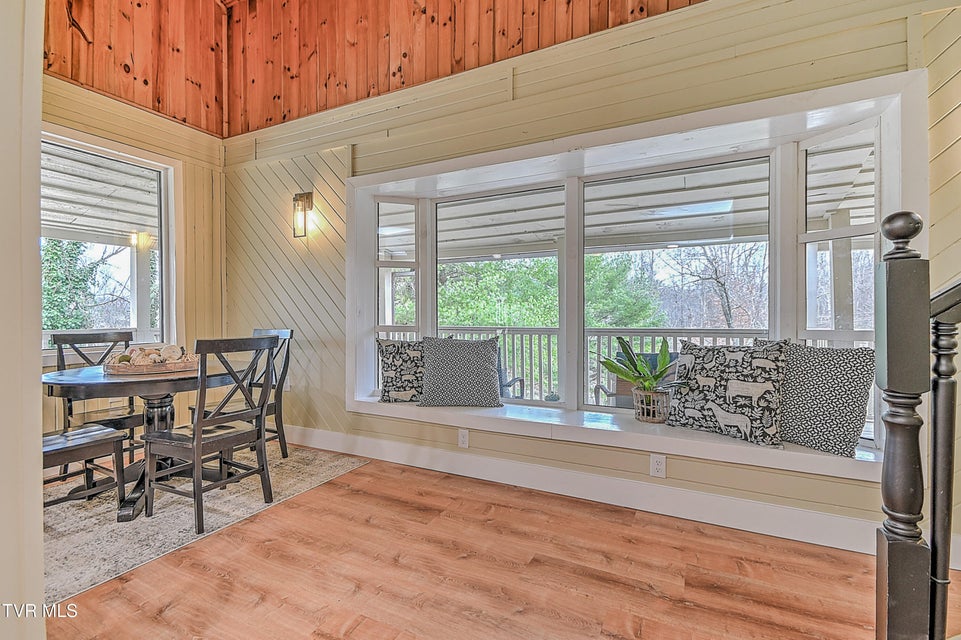 Photo #10: 331 Edgefield Road