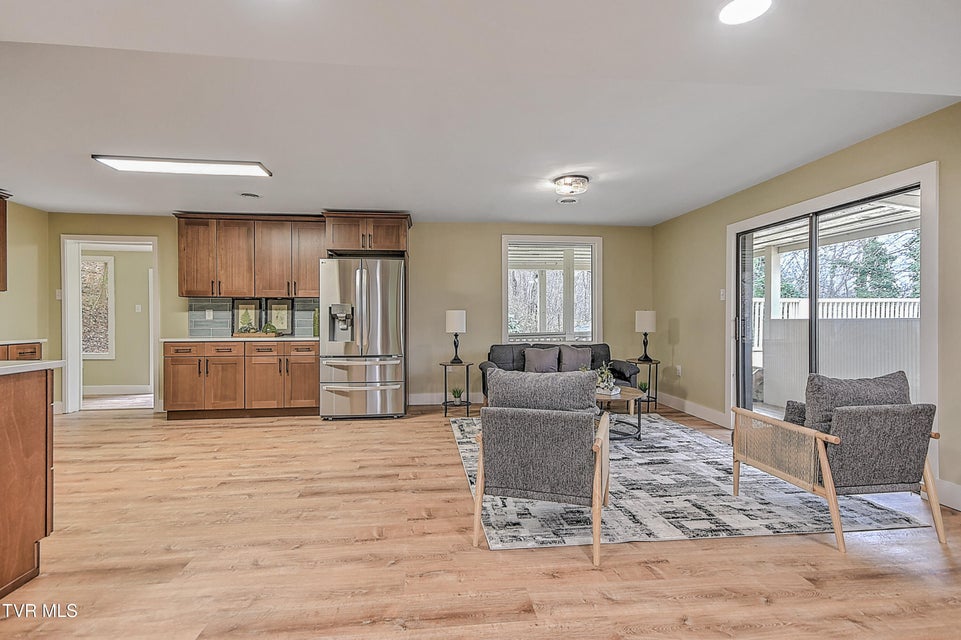 Photo #13: 331 Edgefield Road