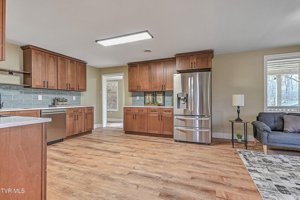 Photo #20: 331 Edgefield Road