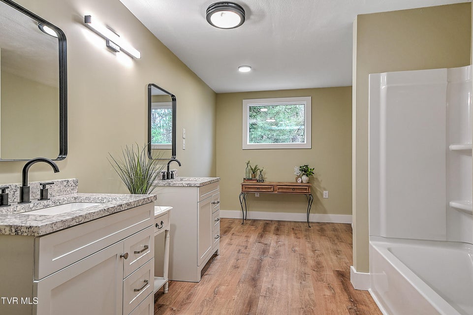 Photo #43: 331 Edgefield Road