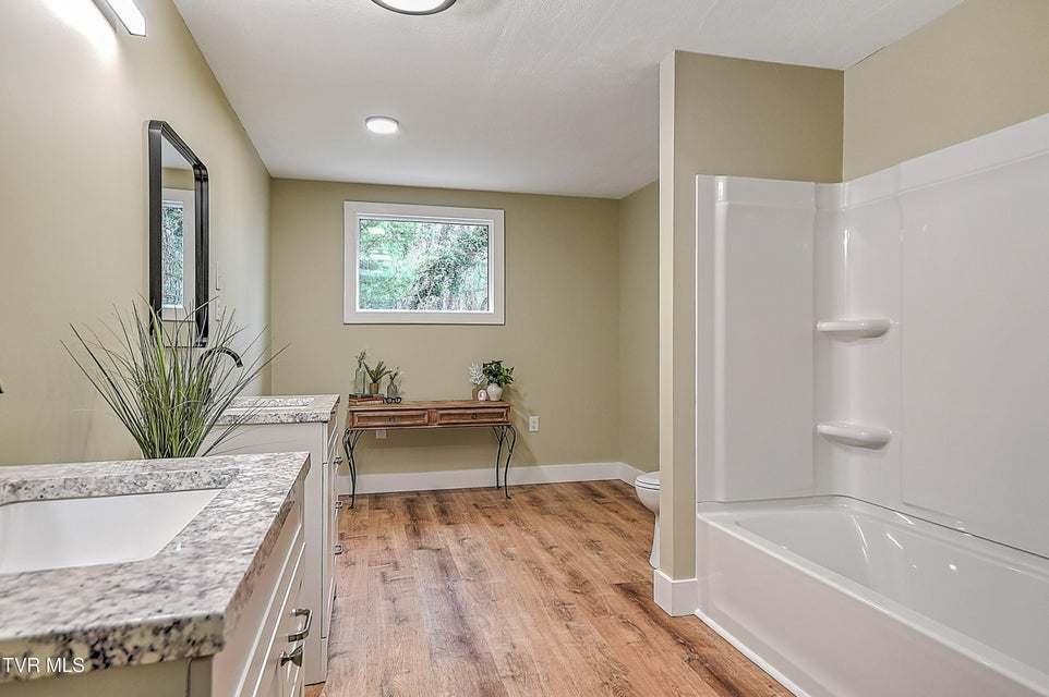 Photo #44: 331 Edgefield Road