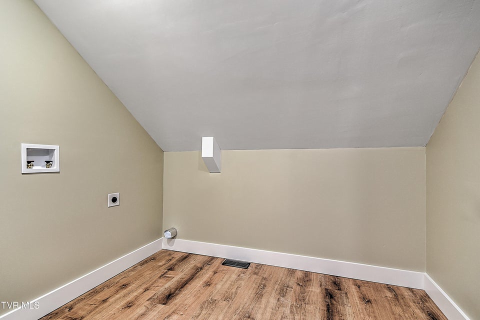 Photo #45: 331 Edgefield Road