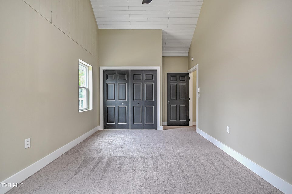 Photo #39: 331 Edgefield Road