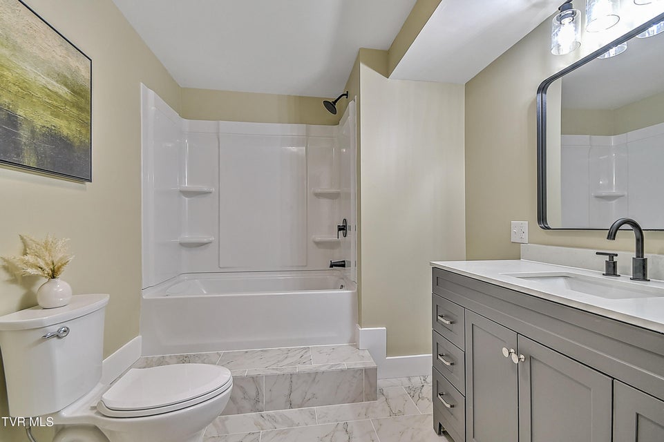 Photo #49: 331 Edgefield Road