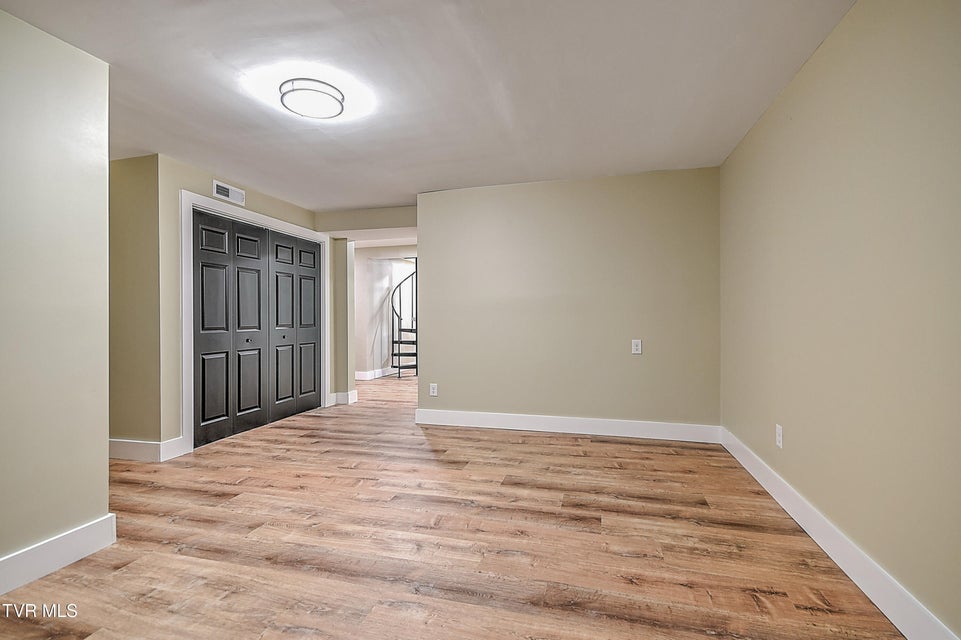 Photo #51: 331 Edgefield Road